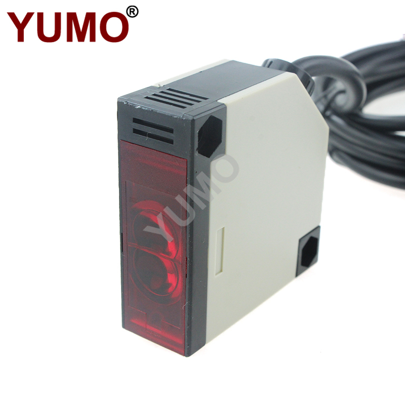 YUMO G50-3A30PC PNP NO+NC Output Photoelectric Switch Sensor